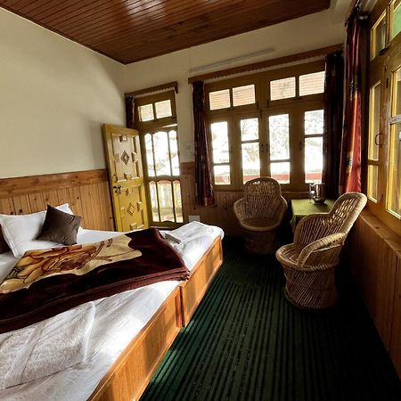 Sojhaholidayinn Shoja ภายนอก รูปภาพ